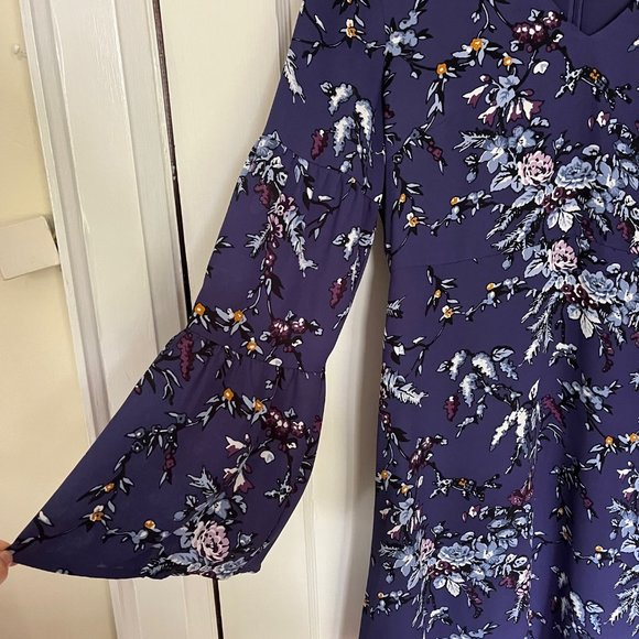 Loft purple floral dress with bell sleeves - Picture 3 of 4